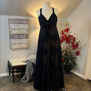 BCBGMaxAzria Romantic Black 100% Silk Tiered Sequin Gown Size Medium